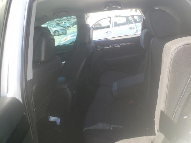 Photo 6 from auction – 2014 KIA SORENTO LX with VIN 5XYKT3A63EG426335