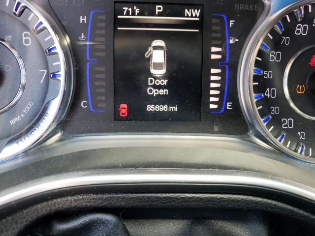 Photo 8 from auction – 2015 CHRYSLER 200 LIMITE with VIN 1C3CCCABXFN680947