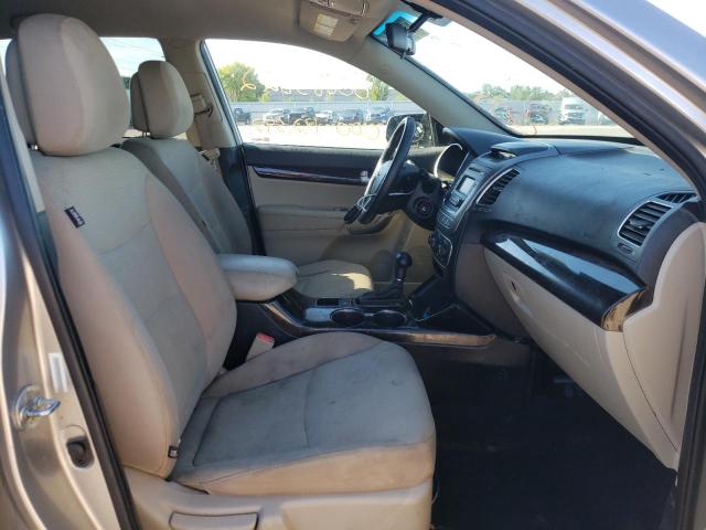 Photo 5 from auction – 2015 KIA SORENTO LX with VIN 5XYKTCA64FG609423