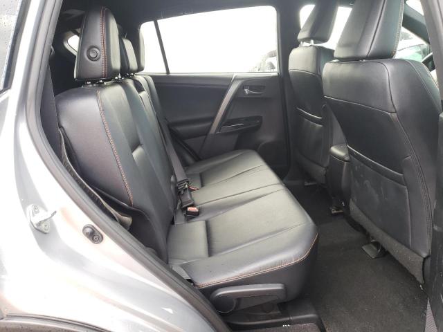 Photo 6 from auction – 2017 TOYOTA RAV4 SE with VIN 2T3JFREV1HW611559