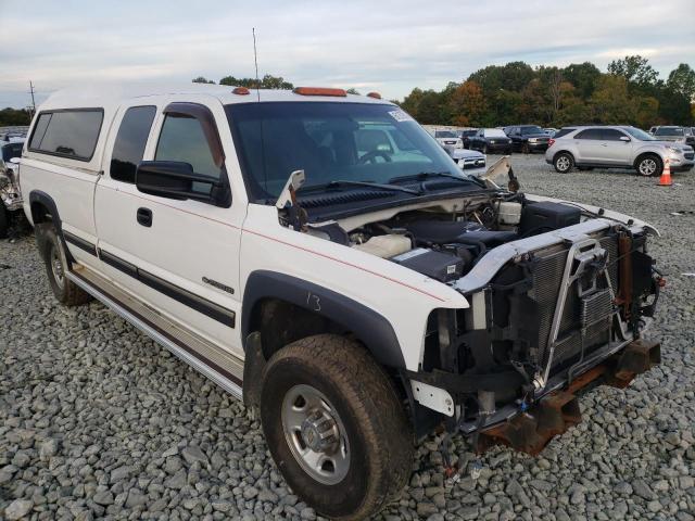 CHEVROLET SILVERADO 2002 with VIN 1GCHC29U92E273875 - Photo from auction