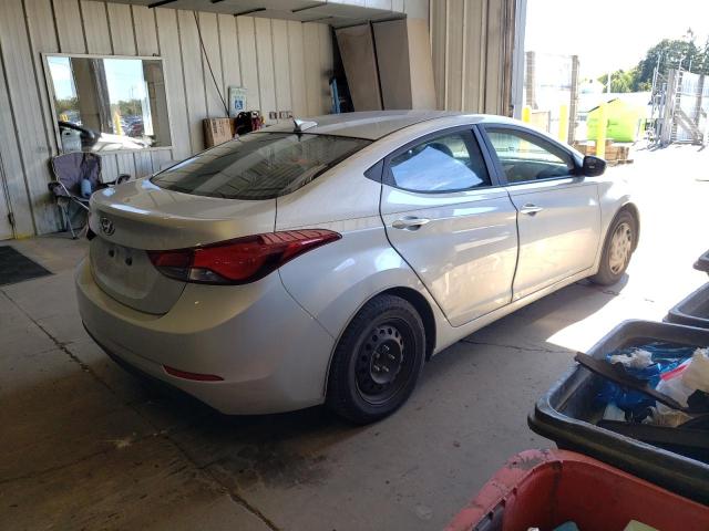Photo 4 from auction – 2016 HYUNDAI ELANTRA SE with VIN 5NPDH4AE2GH765476