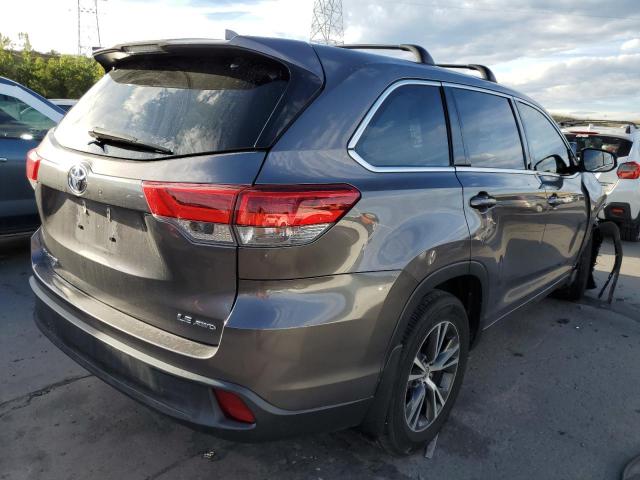 Photo 4 from auction – 2017 TOYOTA HIGHLANDER with VIN 5TDBZRFH2HS438270