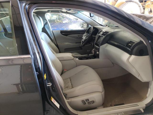 Photo 5 from auction – 2010 LEXUS LS 460 with VIN JTHCL5EF6A5007021