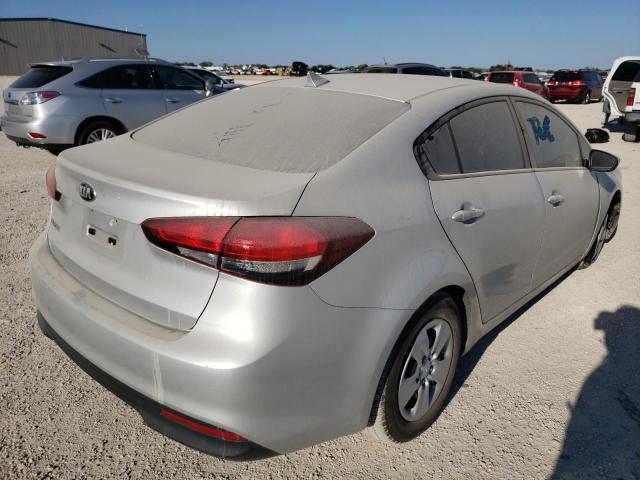 Photo 4 from auction – 2017 KIA FORTE LX with VIN 3KPFK4A75HE036809