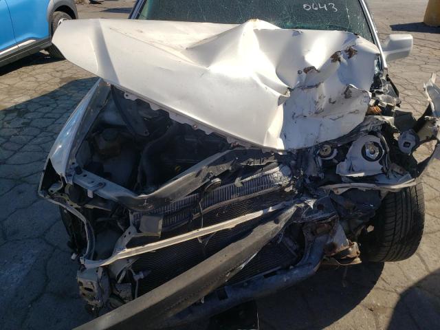 Photo 7 from auction – 2000 TOYOTA AVALON XL with VIN 4T1BF28B5YU090643