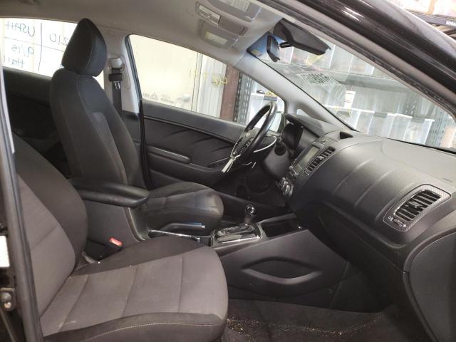 Photo 5 from auction – 2017 KIA FORTE LX with VIN 3KPFL4A77HE050093