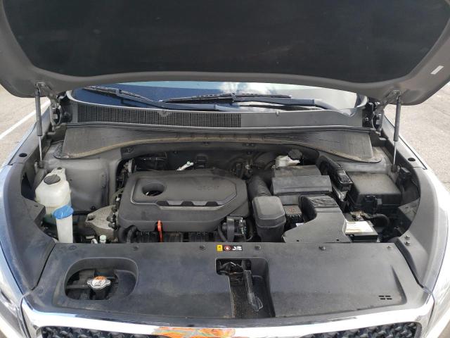 Photo 7 from auction – 2016 KIA SORENTO LX with VIN 5XYPG4A30GG098221