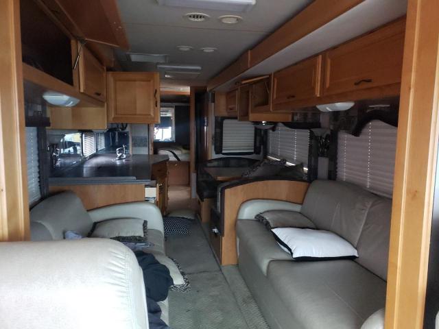 Photo 6 from auction – 2004 FLEETWOOD DISCOVERY with VIN 4UZAAHDC84CN19544