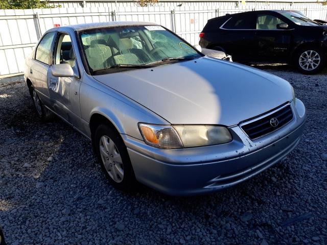 TOYOTA CAMRY CE 2001 with VIN 4T1BG22K41U870855 - Photo from auction