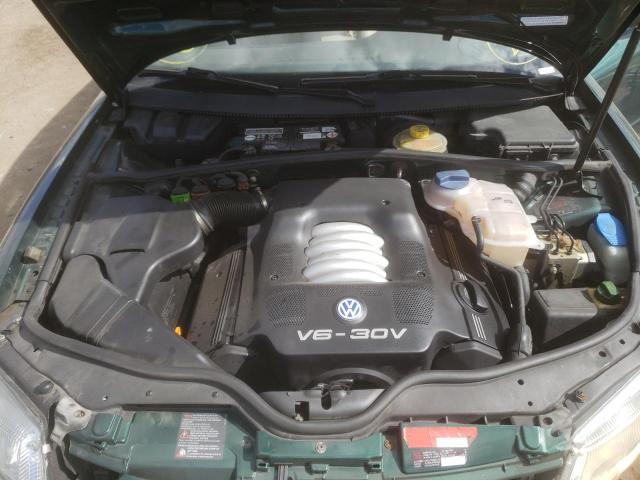 Photo 7 from auction – 2001 VOLKSWAGEN PASSAT GLX with VIN WVWLH63BX1E003532