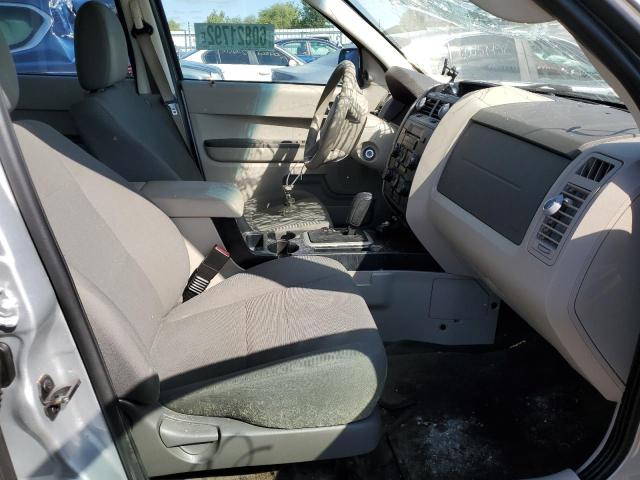 Photo 5 from auction – 2010 FORD ESCAPE XLS with VIN 1FMCU9C71AKB00382