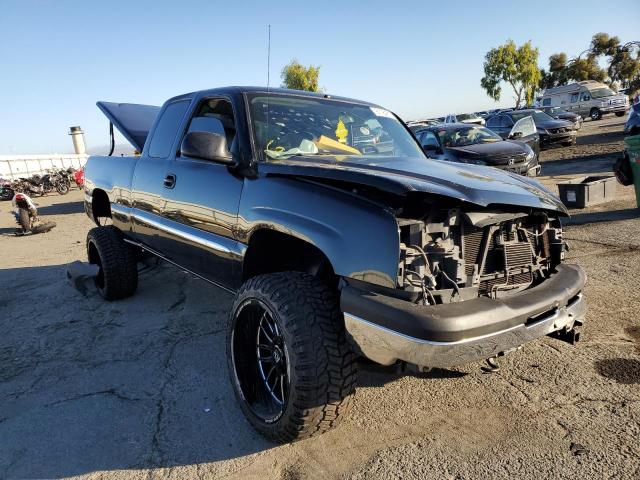 CHEVROLET SILVERADO 2004 with VIN 1GCEC19T34E400403 - Photo from auction