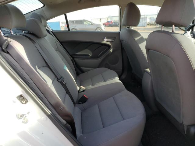 Photo 6 from auction – 2017 KIA FORTE LX with VIN 3KPFK4A70HE132038
