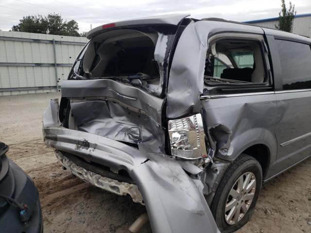Photo 9 from auction – 2014 CHRYSLER TOWN & COU with VIN 2C4RC1BG2ER447957