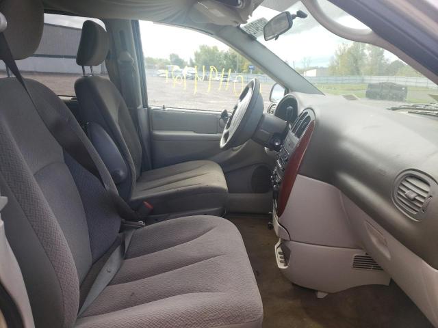 Photo 5 from auction – 2005 CHRYSLER TOWN & COU with VIN 2C4GP44R35R601622