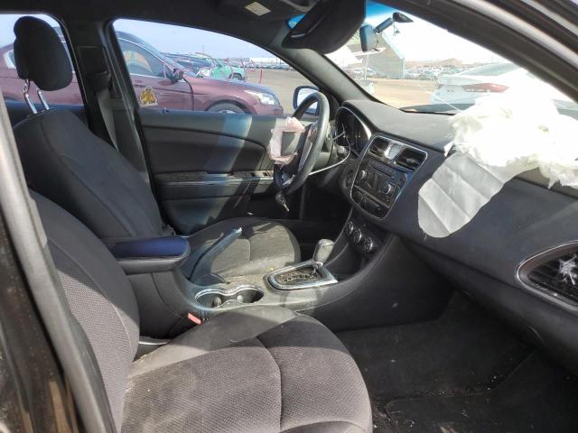 Photo 5 from auction – 2014 CHRYSLER 200 TOURIN with VIN 1C3CCBBB1EN127806