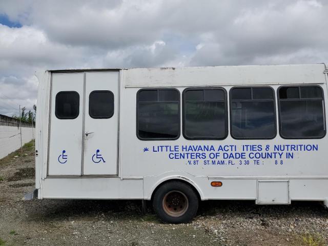 Photo 6 from auction – 2003 FORD E-SERIES C with VIN 1FDXE45F93HA63457