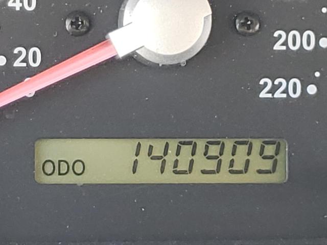 Photo 8 from auction – 2005 KIA SORENTO EX with VIN KNDJD733X55469193