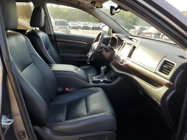 Photo 5 from auction – 2014 TOYOTA HIGHLANDER with VIN 5TDDKRFH1ES046907
