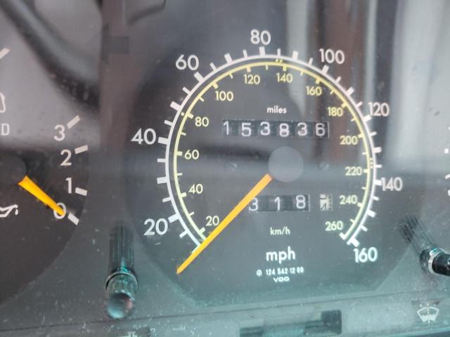 Photo 8 from auction – 1994 MERCEDES-BENZ E 420 with VIN WDBEA34E1RC080882