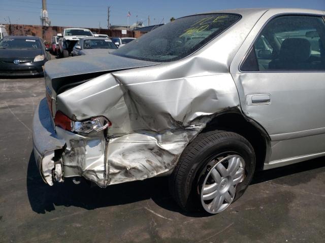 Photo 9 from auction – 2000 TOYOTA CAMRY CE with VIN JT2BG22K0Y0455658