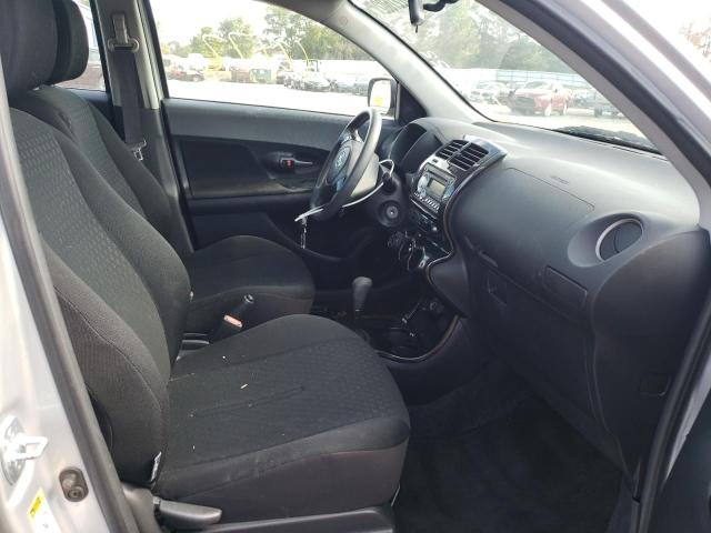 Photo 5 from auction – 2010 TOYOTA SCION XD with VIN JTKKU4B46A1000139