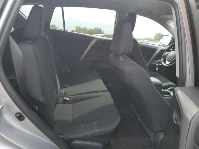 Photo 6 from auction – 2017 TOYOTA RAV4 LE with VIN 2T3BFREV3HW579122