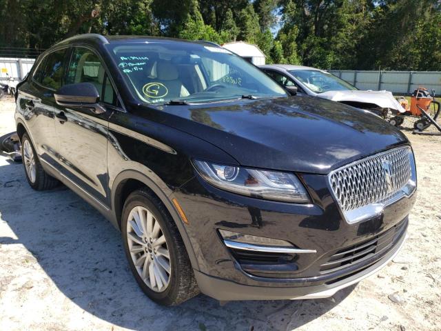 LINCOLN MKC 2019 with VIN 5LMCJ1C9XKUL29464 - Photo from auction