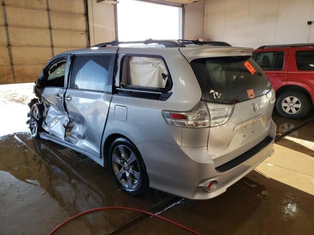Photo 3 from auction – 2016 TOYOTA SIENNA SE with VIN 5TDXK3DC6GS757829
