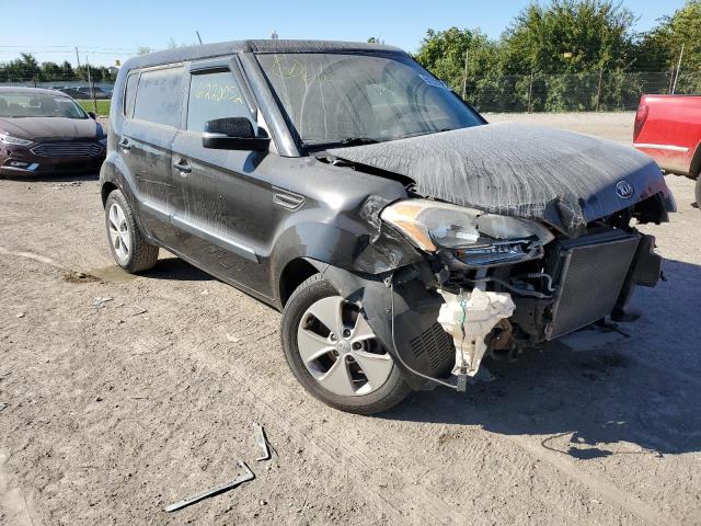 KIA SOUL + 2013 with VIN KNDJT2A69D7608641 - Photo from auction