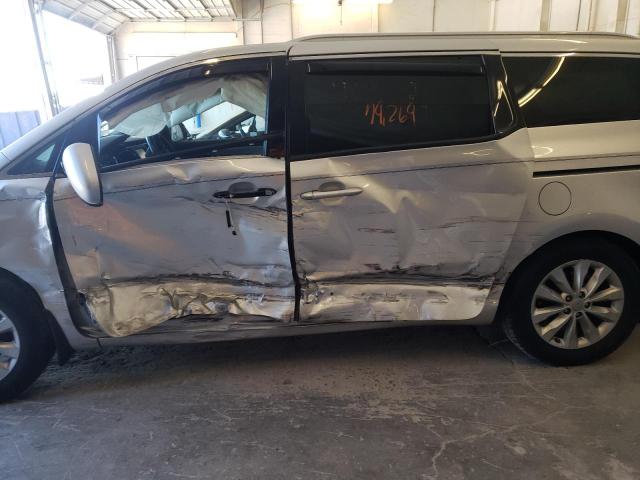 Photo 9 from auction – 2017 KIA SEDONA EX with VIN KNDMC5C16H6283037
