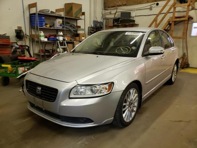 Photo 2 from auction – 2011 VOLVO S40 T5 with VIN YV1672MS5B2546095