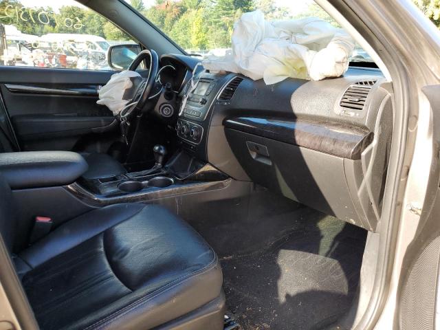 Photo 5 from auction – 2015 KIA SORENTO LX with VIN 5XYKTCA65FG624643