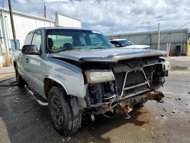 CHEVROLET SILVERADO 2005 with VIN 1GCEC19V25Z288723 - Photo from auction