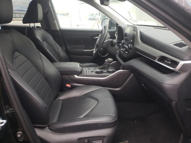 Photo 5 from auction – 2021 TOYOTA HIGHLANDER with VIN 5TDGZRAHXMS074591