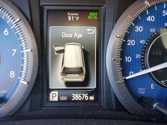 Photo 8 from auction – 2018 TOYOTA SIENNA XLE with VIN 5TDYZ3DC2JS914442