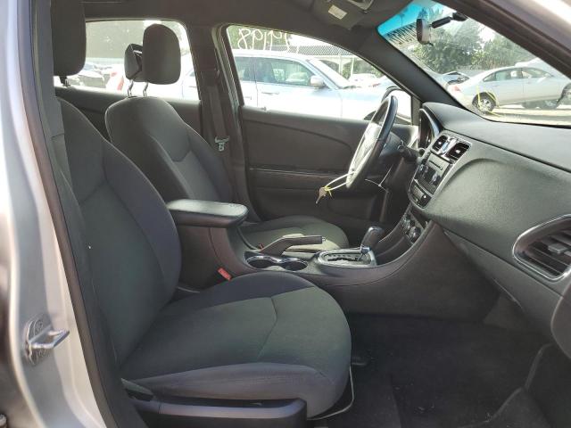 Photo 5 from auction – 2012 CHRYSLER 200 TOURIN with VIN 1C3CCBBB5CN190792