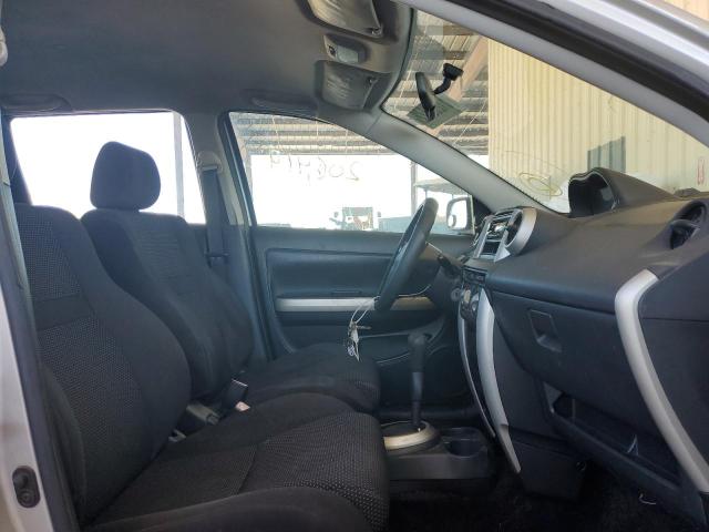 Photo 5 from auction – 2004 TOYOTA SCION XA with VIN JTKKT624340065927