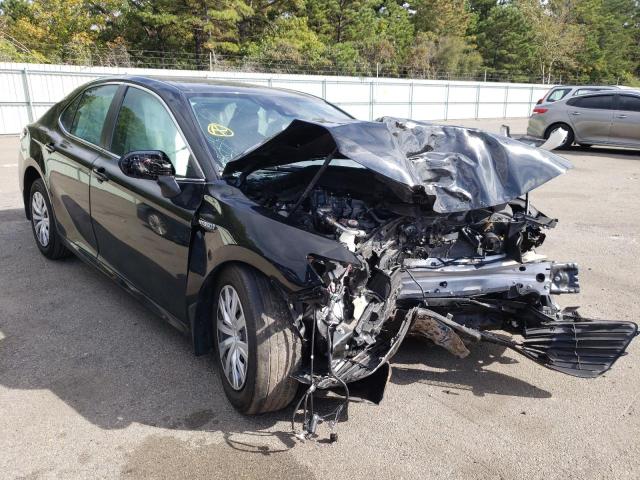 TOYOTA CAMRY LE 2020 with VIN 4T1C31AKXLU526378 - Photo from auction