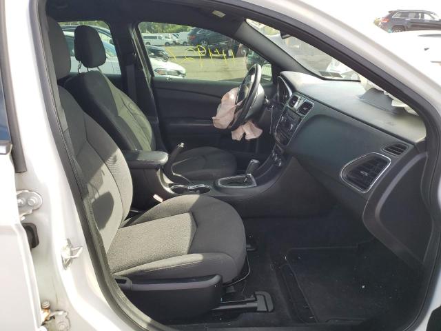 Photo 5 from auction – 2013 CHRYSLER 200 TOURIN with VIN 1C3CCBBB8DN706368