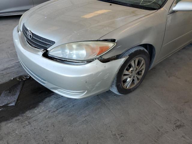 Photo 9 from auction – 2004 TOYOTA CAMRY LE with VIN 4T1BF32K94U074888