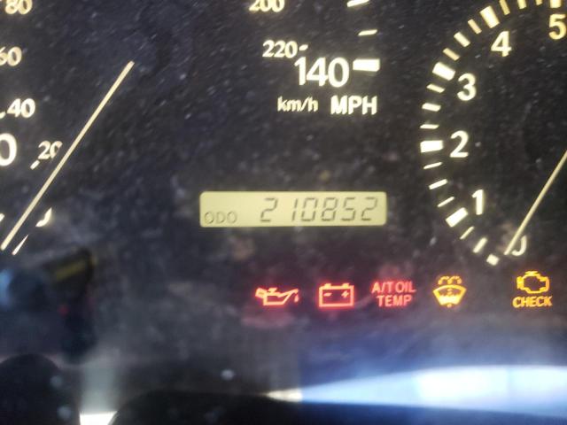 Photo 8 from auction – 2001 LEXUS RX 300 with VIN JTJHF10U710220938