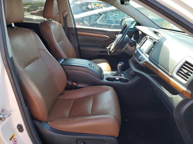 Photo 5 from auction – 2017 TOYOTA HIGHLANDER with VIN 5TDYZRFH9HS232230
