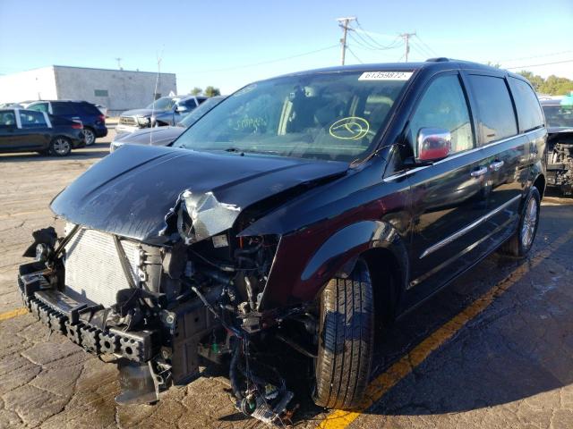 Photo 2 from auction – 2015 CHRYSLER TOWN & COU with VIN 2C4RC1GG0FR553690