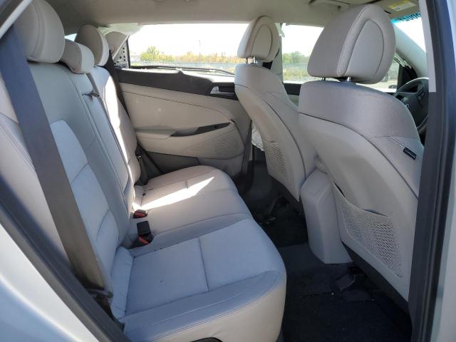 Photo 6 from auction – 2016 HYUNDAI TUCSON LIM with VIN KM8J33A27GU084796
