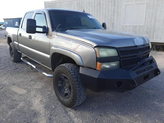 CHEVROLET SILVERADO 2006 z numerem VIN 1GCHK23D96F152971 - Zdjęcie z aukcji