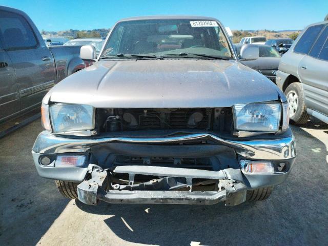 Photo 9 from auction – 2002 TOYOTA 4RUNNER SR with VIN JT3GN86R420259571