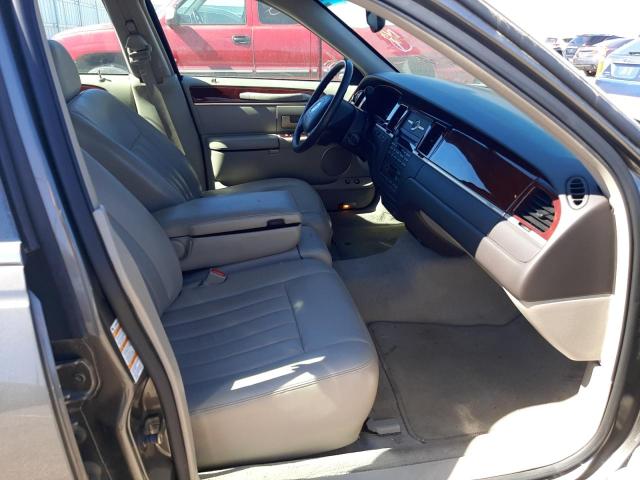 Photo 5 from auction – 2003 LINCOLN TOWN CAR E with VIN 1LNHM81W73Y698150