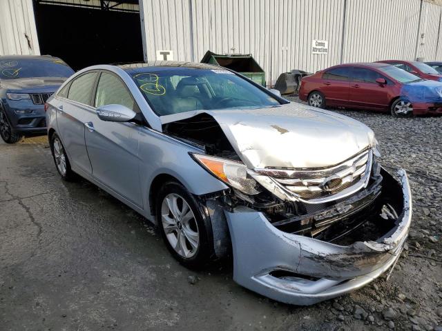 HYUNDAI SONATA SE 2013 with VIN 5NPEC4AC2DH597187 - Photo from auction